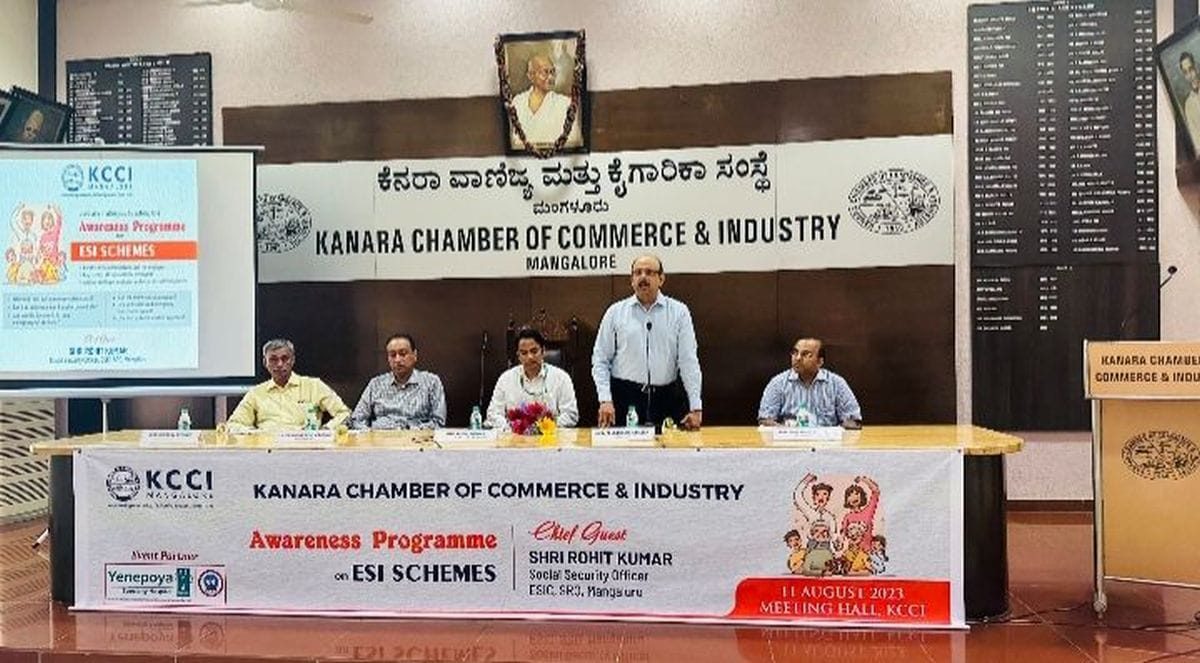 MoU signing between Kanara Chamber of Commerce and Industry (KCCI) and The Yenepoya Institute of Arts, Science, Commerce & Management (YIASCM)