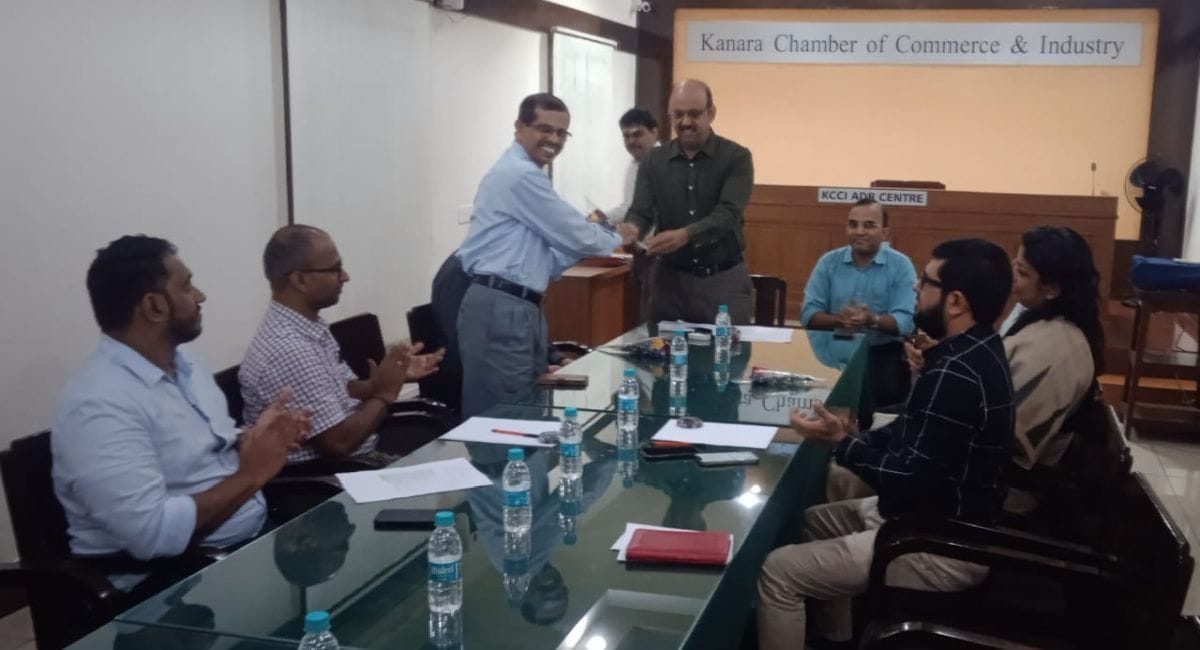 MoU signing between Kanara Chamber of Commerce and Industry (KCCI) and Canara Engineering College and Sharada College,Talapady